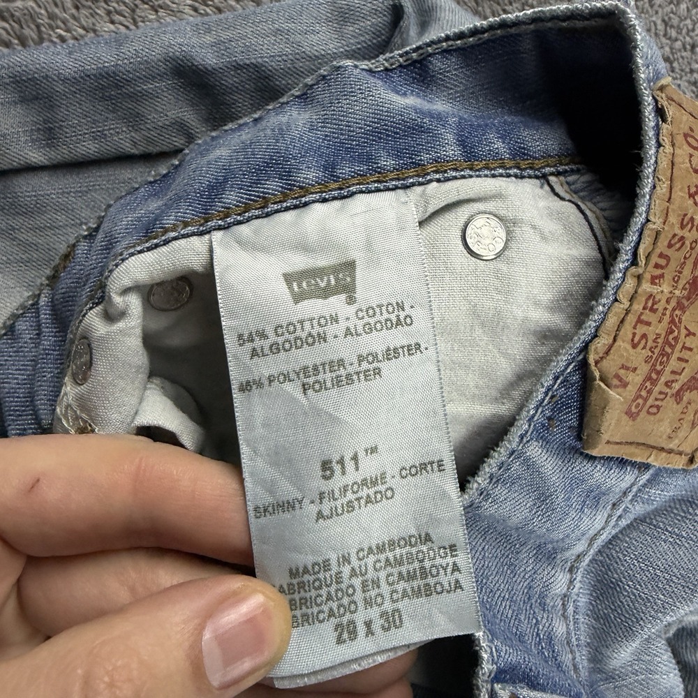 Levis 511 Slim Fit Skinny Jeans Mens 29x32 Blue Light Wash Low Rise - Picture 10 of 16